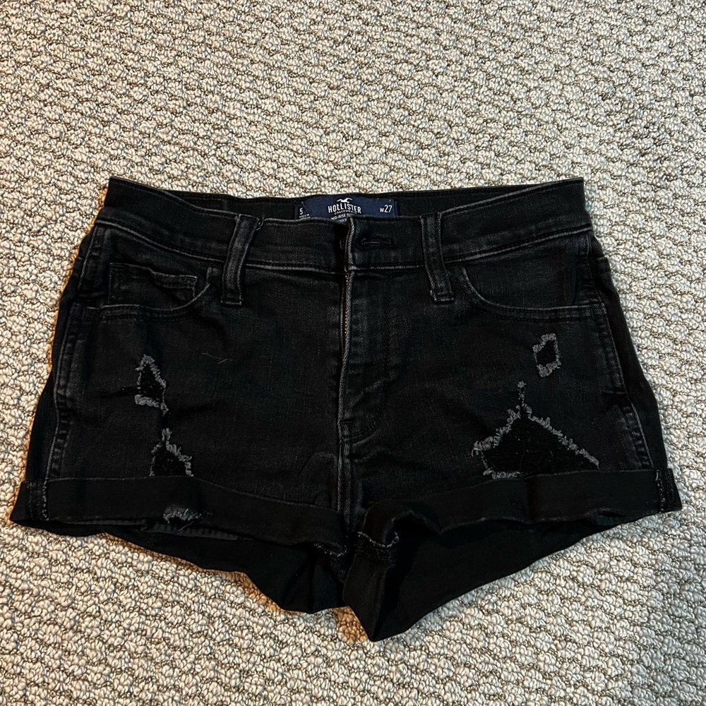Hollister. Size 5. Black